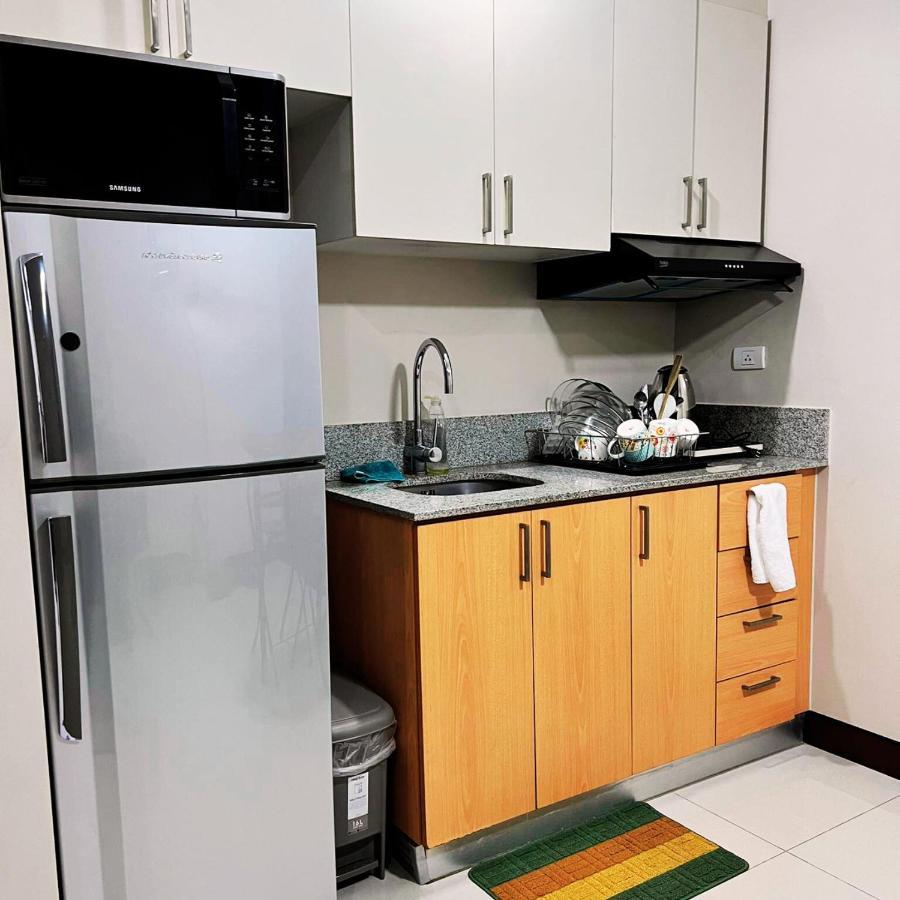 马尼拉Manhattan Heights Towerb In Araneta Cubao 5Mins Walk To Smart Araneta公寓式酒店 外观 照片